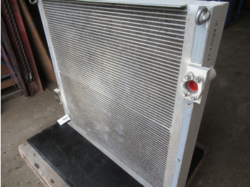 Enfriador de aceite para Maquinaria de construcción O&K 05111930110: foto 3