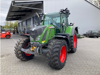Tractor Fendt 724 Vario S4 Profi Plus: foto 1