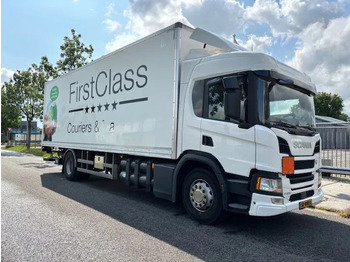 Camión caja cerrada SCANIA P 280