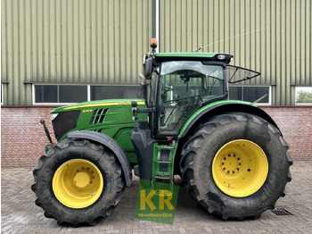 Tractor JOHN DEERE 6210R