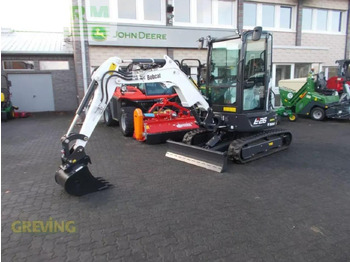 Miniexcavadora BOBCAT E26