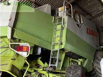 Cosechadora de granos CLAAS Lexion 460