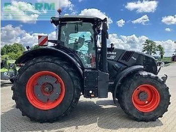 Tractor CLAAS Axion 810