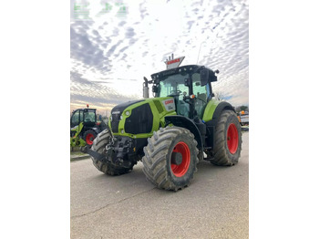 Tractor CLAAS Axion 850
