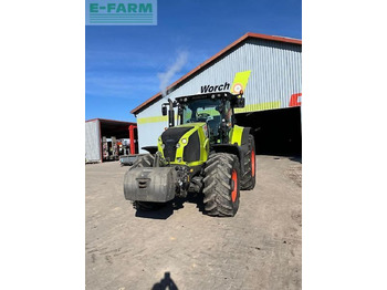Tractor CLAAS Axion 850