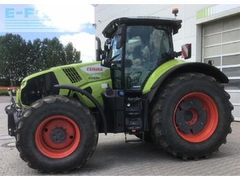 Tractor CLAAS Axion 870