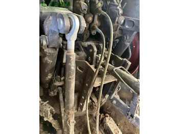 Tractor CLAAS axion 870 cmatic CMATIC: foto 5 Tractor CLAAS axion 870 cmatic CMATIC: foto 5