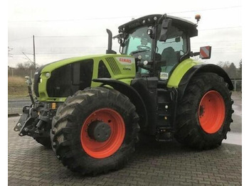 Tractor CLAAS Axion 930