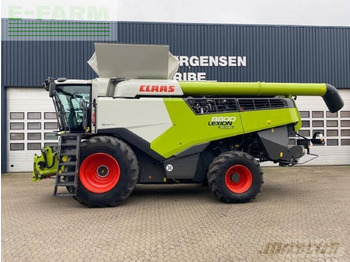 Cosechadora de granos CLAAS Lexion