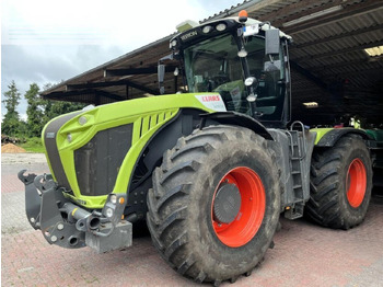 Tractor CLAAS Xerion 4000