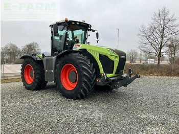 Tractor CLAAS Xerion 4000