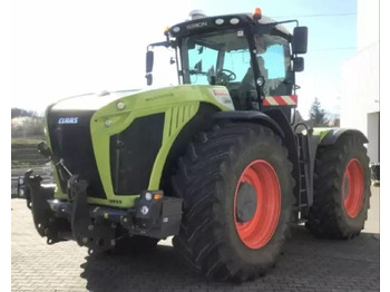 Tractor CLAAS Xerion 5000