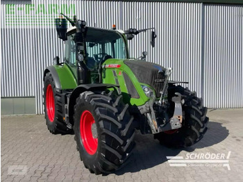 Tractor FENDT 718 Vario