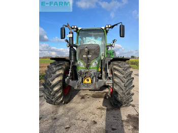Tractor FENDT 718 Vario