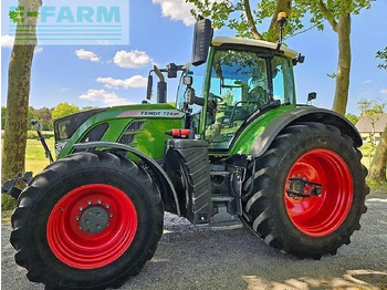 Tractor FENDT 718 Vario