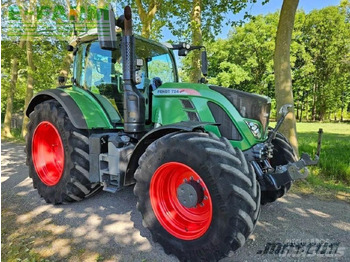 Tractor FENDT 718 Vario