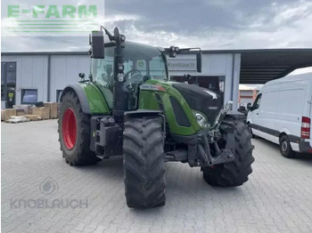 Tractor FENDT 724 Vario