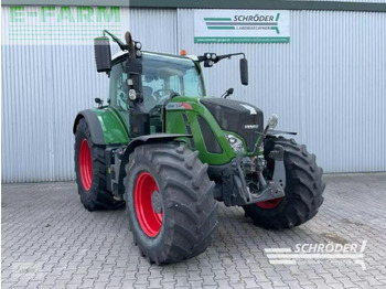 Tractor FENDT 724 Vario