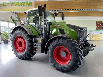 Tractor FENDT 728 Vario