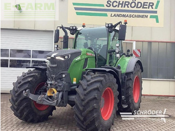 Tractor FENDT 728 Vario