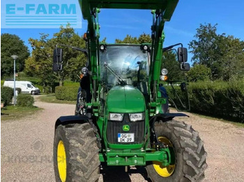 Tractor John Deere 5100r: foto 2