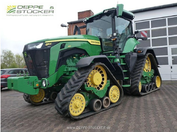 Tractor JOHN DEERE