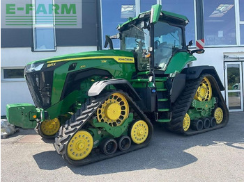 Tractor JOHN DEERE