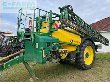 Pulverizador arrastrado JOHN DEERE