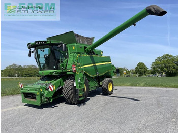 Cosechadora de granos JOHN DEERE T560