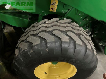 Empacadora de pacas cuadradas John Deere v451m: foto 3 Empacadora de pacas cuadradas John Deere v451m: foto 3