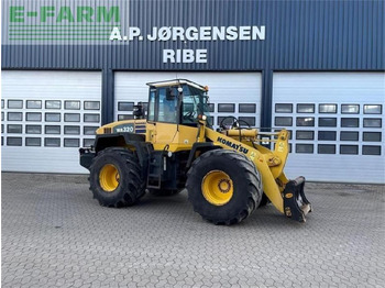 Miniexcavadora KOMATSU WA320-5