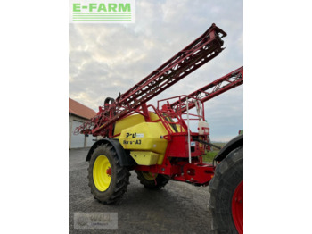 Pulverizador arrastrado KVERNELAND