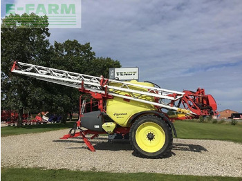Pulverizador arrastrado KVERNELAND