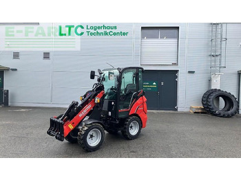 Miniexcavadora MANITOU