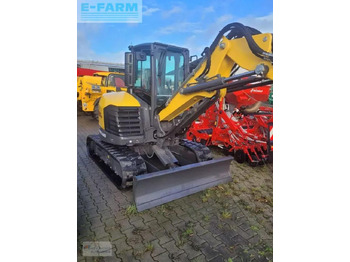Miniexcavadora NEW HOLLAND