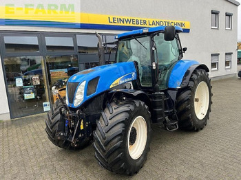 Tractor NEW HOLLAND T7050