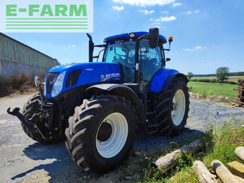 Tractor NEW HOLLAND T7.235