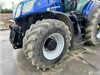 Tractor NEW HOLLAND T7