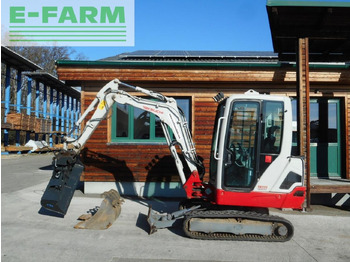 Miniexcavadora TAKEUCHI