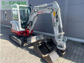 Miniexcavadora TAKEUCHI