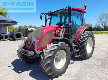Tractor VALTRA A114