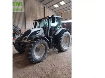 Tractor VALTRA N174