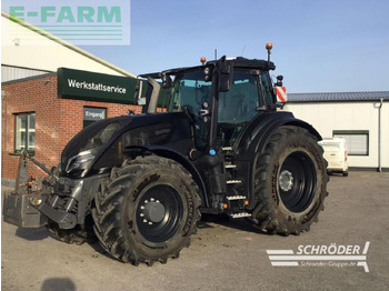 Tractor VALTRA