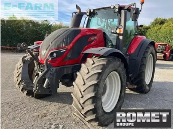 Tractor VALTRA T174