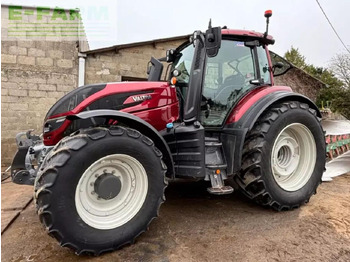 Tractor VALTRA T174