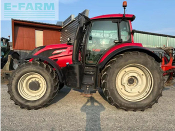 Tractor VALTRA T214