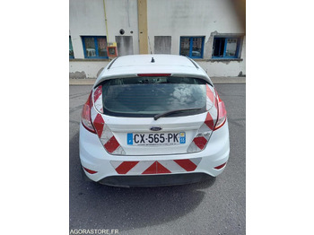 Coche FORD