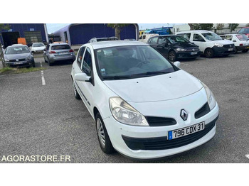 Coche RENAULT