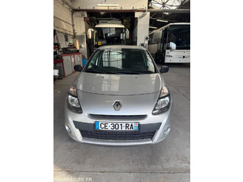 Coche RENAULT