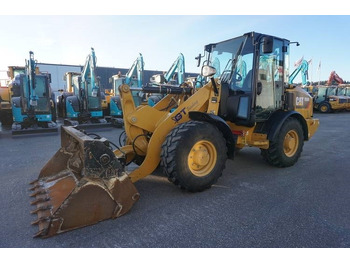 Cargadora de ruedas CATERPILLAR 906M